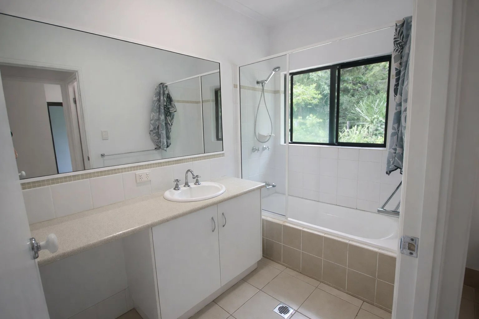 Additional image 15 of 31 Conch St, Mission Beach QLD 4852