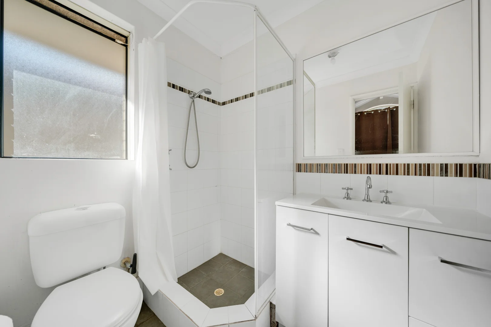 Additional image 11 of 2A Fleming Avenue, Bentley WA 6102