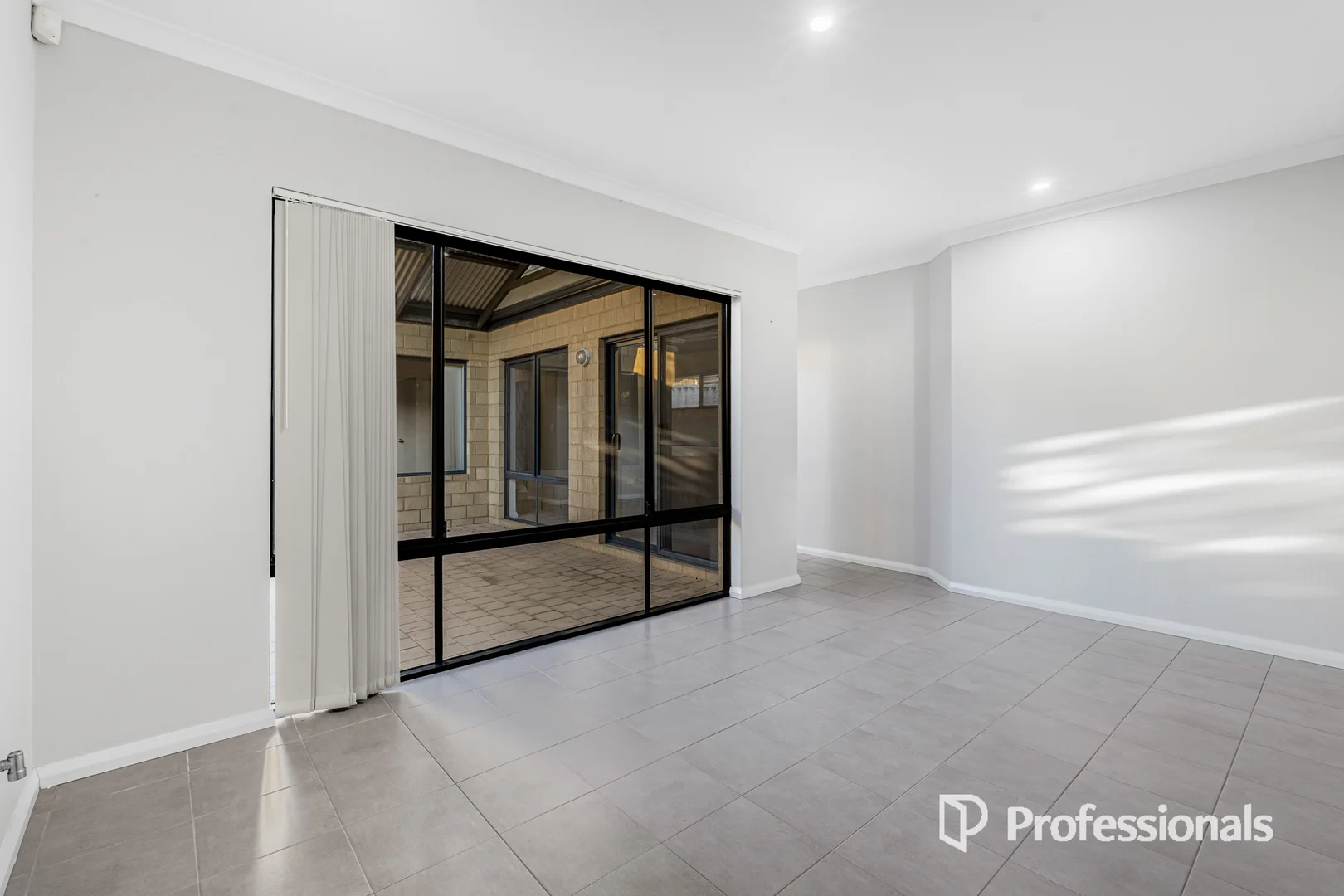 Additional image 8 of 6 Wychcross Street, Westminster WA 6061