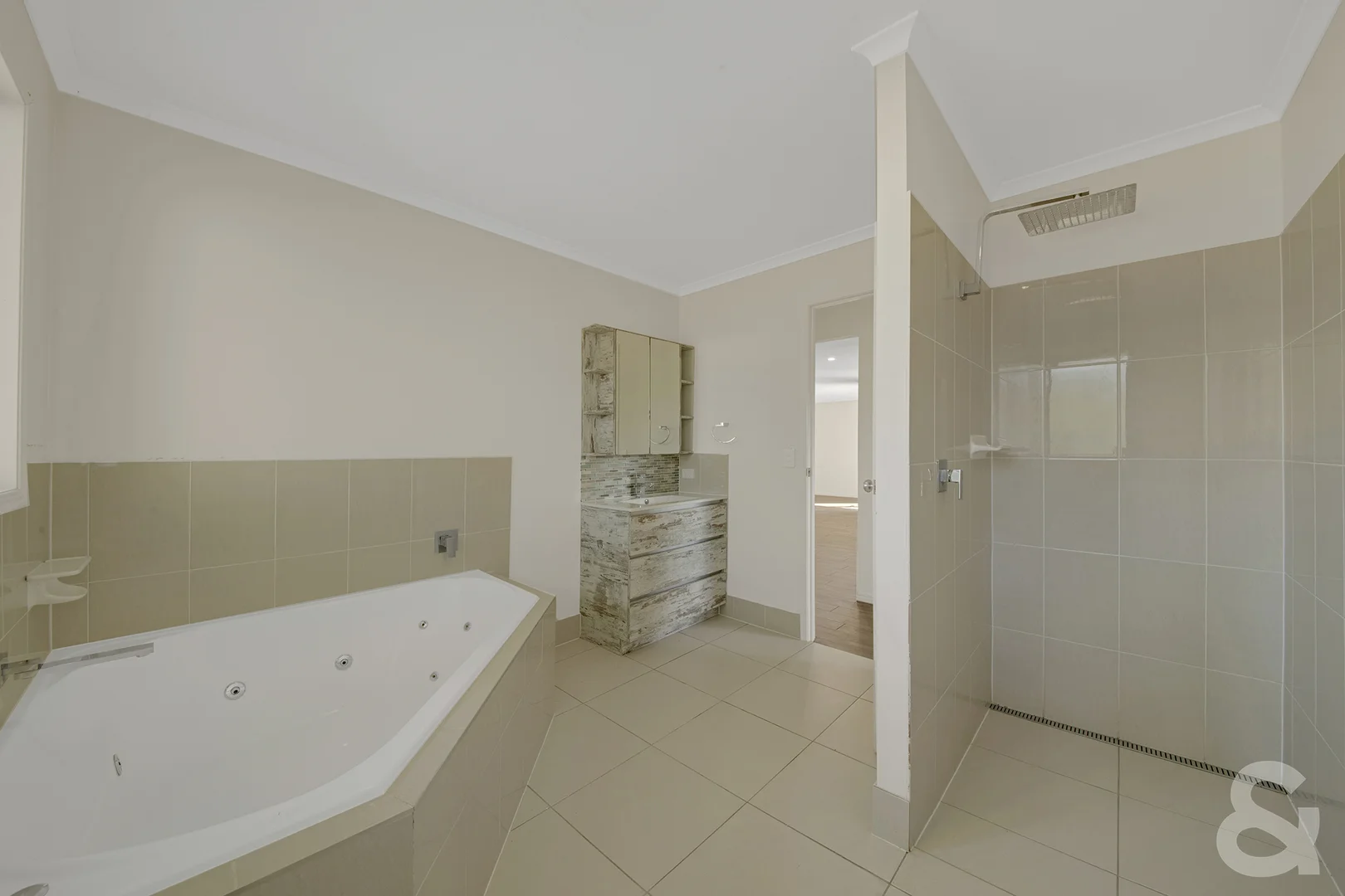 Additional image 10 of 21 Kianga Street, Barney Point QLD 4680