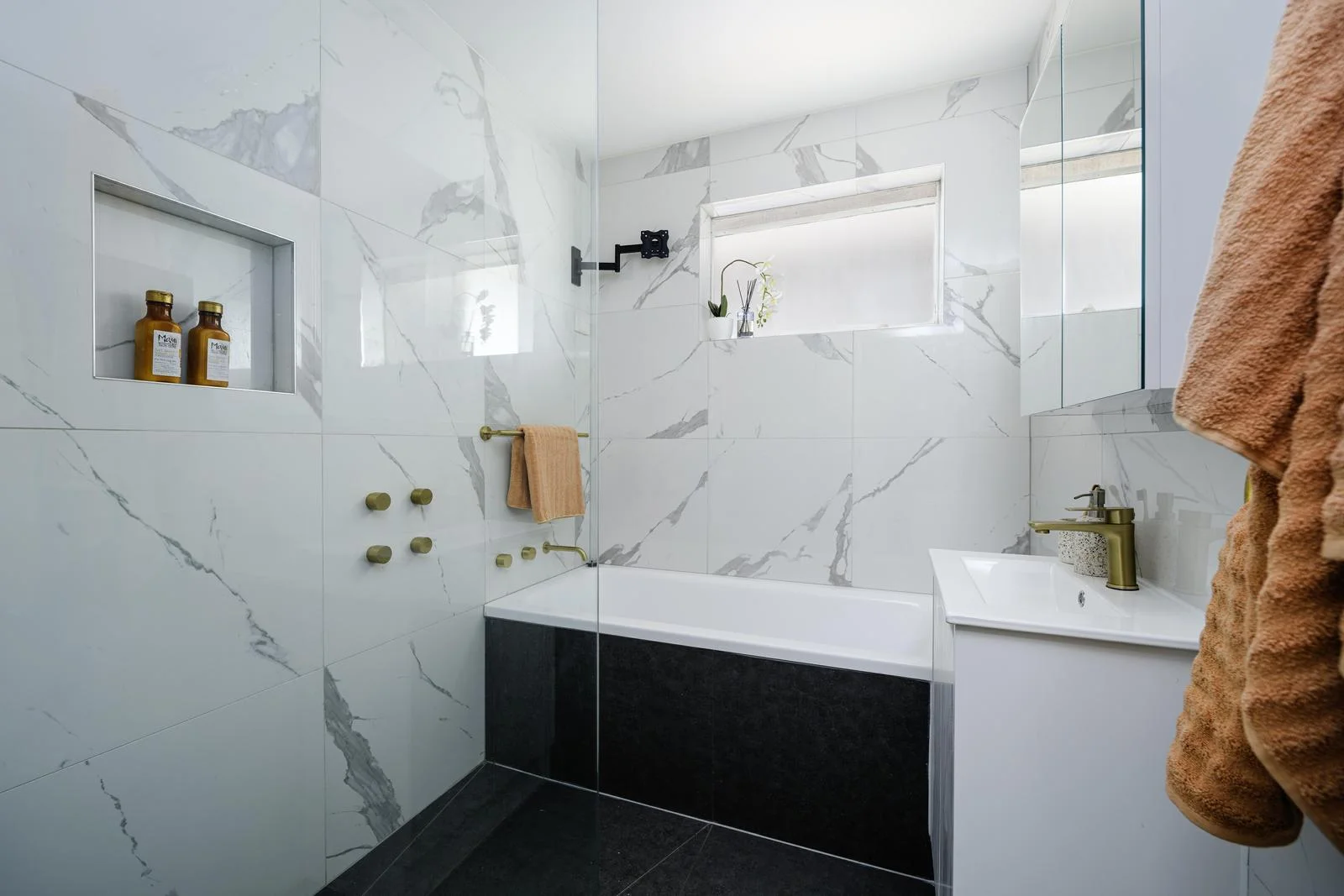 Additional image 5 of 18/11 Seaver Grove, Reservoir VIC 3073