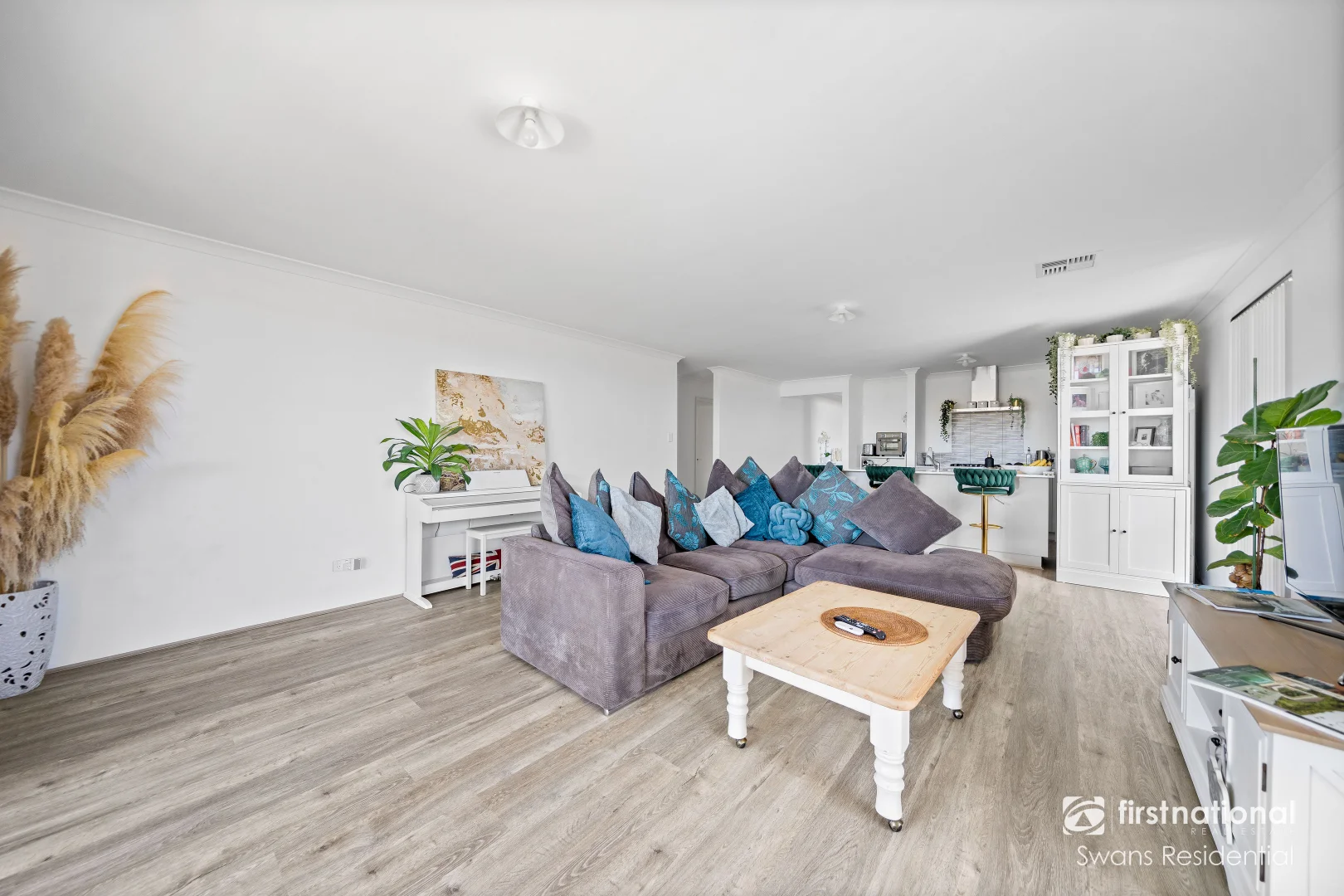 Additional image 4 of 16 Venetian Road, Eglinton WA 6034