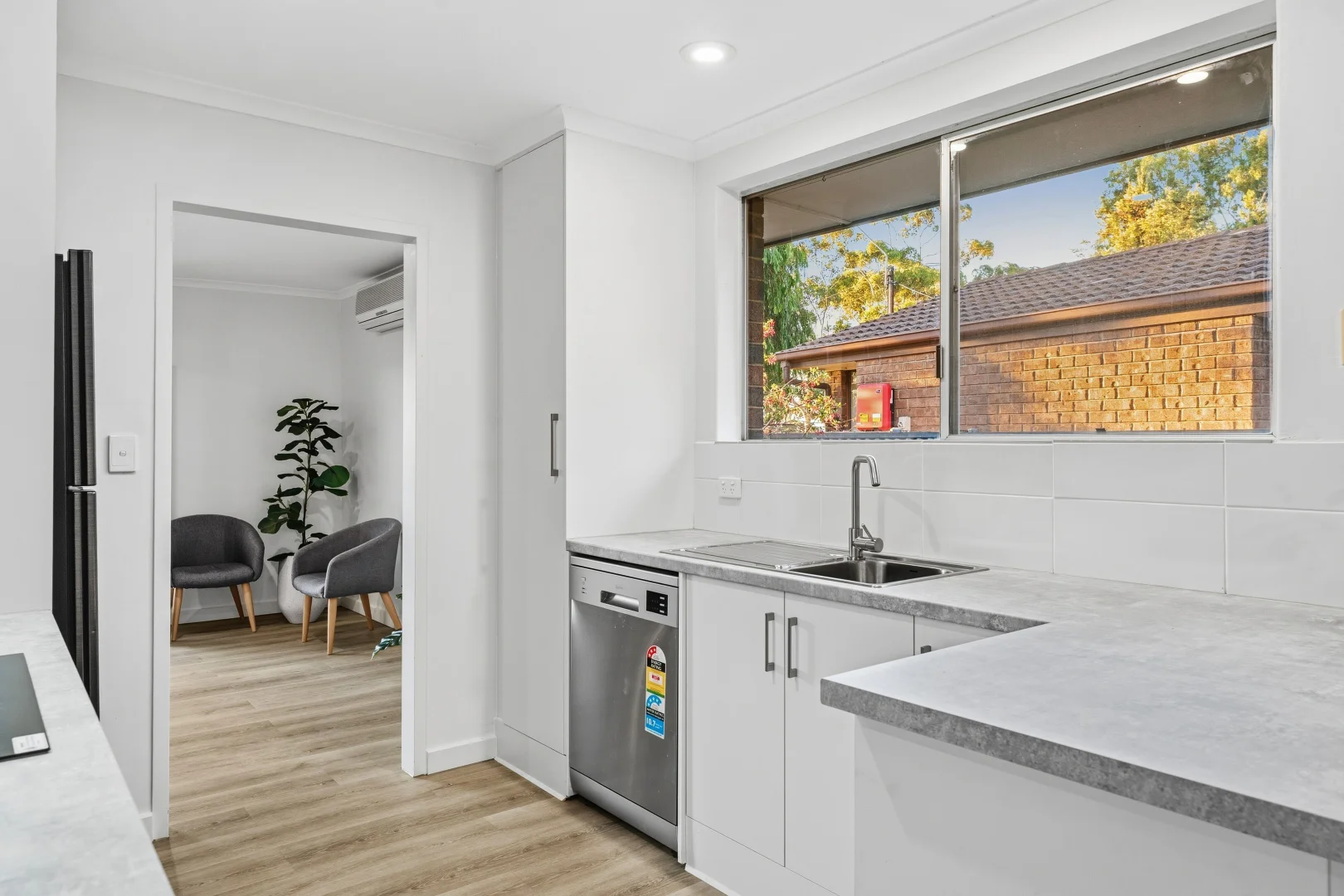 Additional image 4 of 382 States Road, Morphett Vale SA 5162