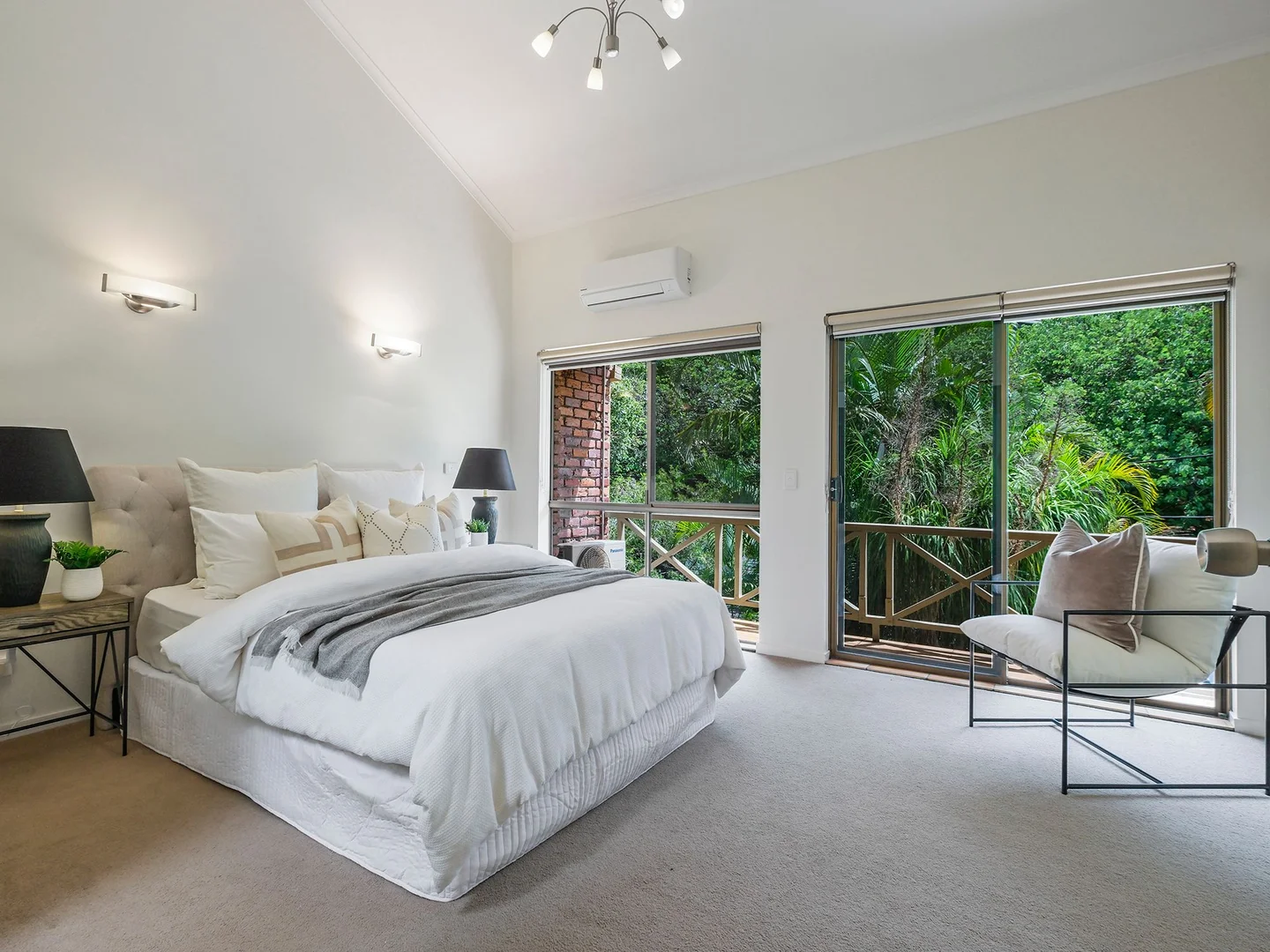 Additional image 4 of UNIT 2/1 Jerdanefield Road, St Lucia QLD 4067