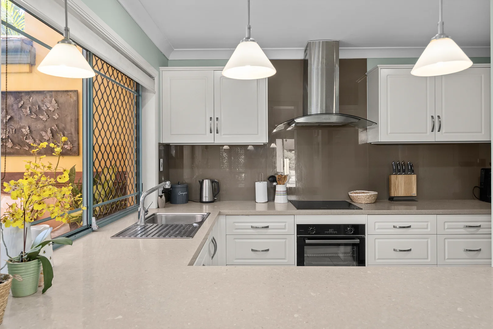 Additional image 4 of 2/129 Bayview Street, Runaway Bay QLD 4216