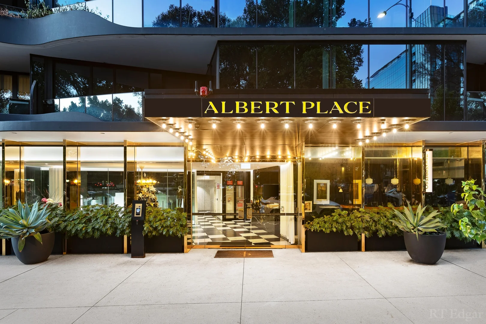 Additional image 18 of 1405/8 Bowen Crescent, Melbourne VIC 3004