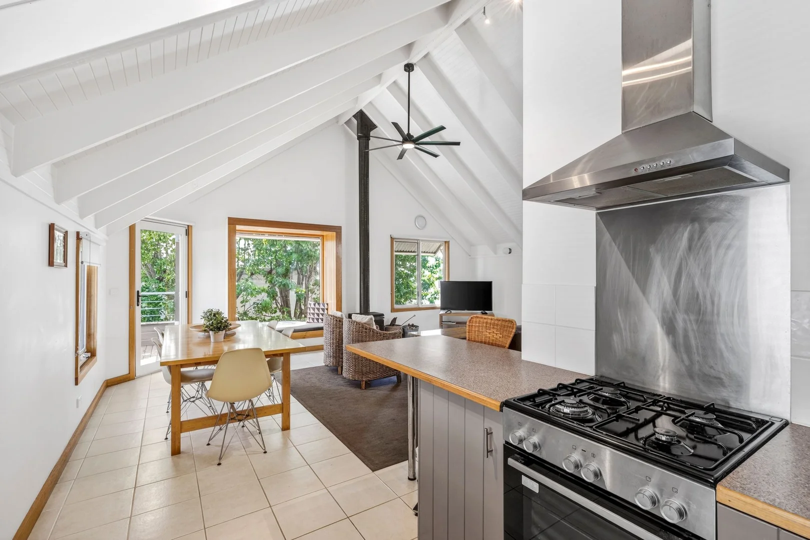 Additional image 4 of 2/1-3 Geelong Road, Barwon Heads VIC 3227