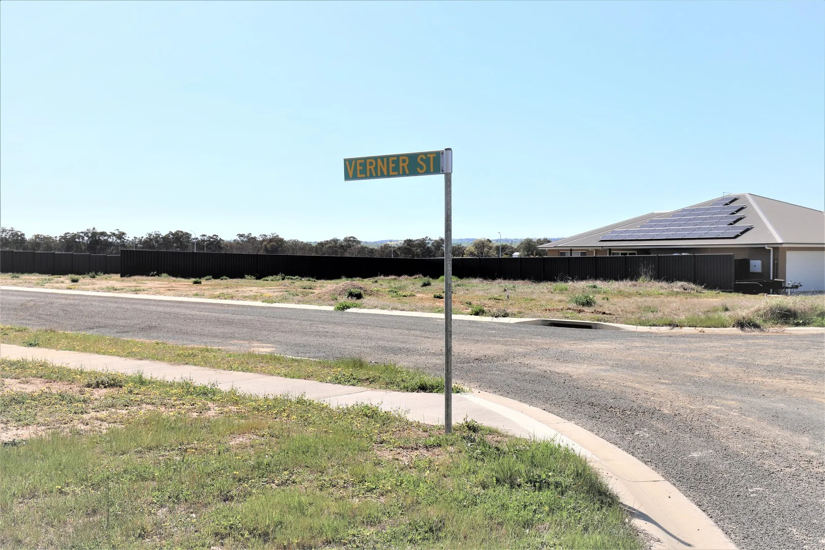 4,5,6 & 10 & 11 & 12 Verner Street, Cootamundra NSW 2590