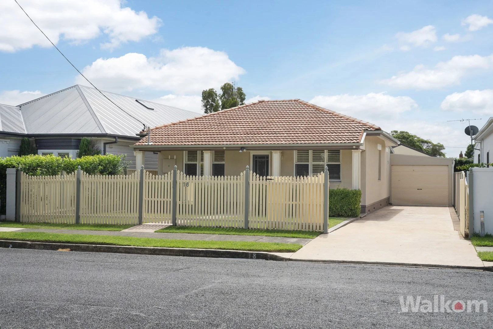 18 Harle Street, Hamilton South NSW 2303
