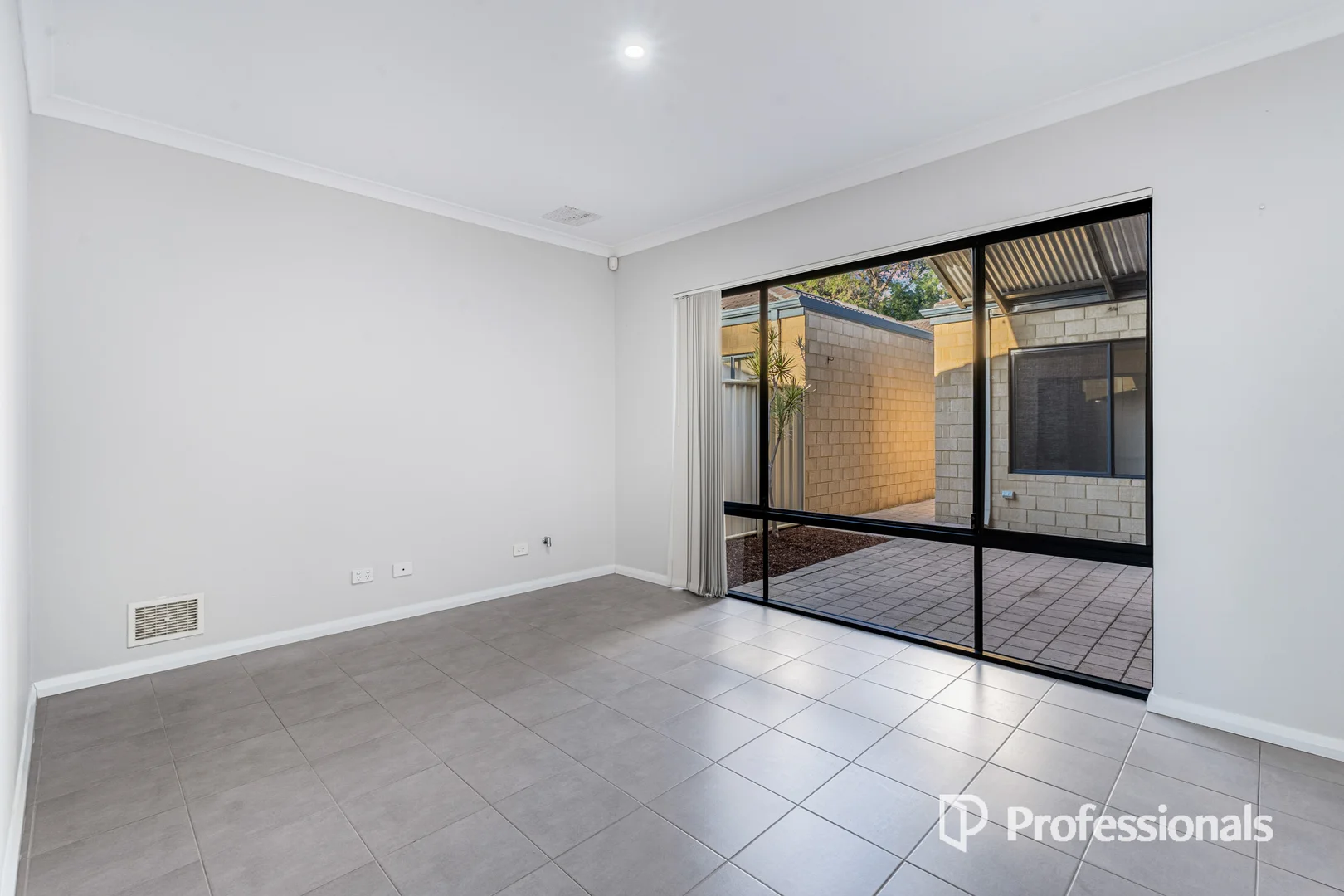 Additional image 7 of 6 Wychcross Street, Westminster WA 6061