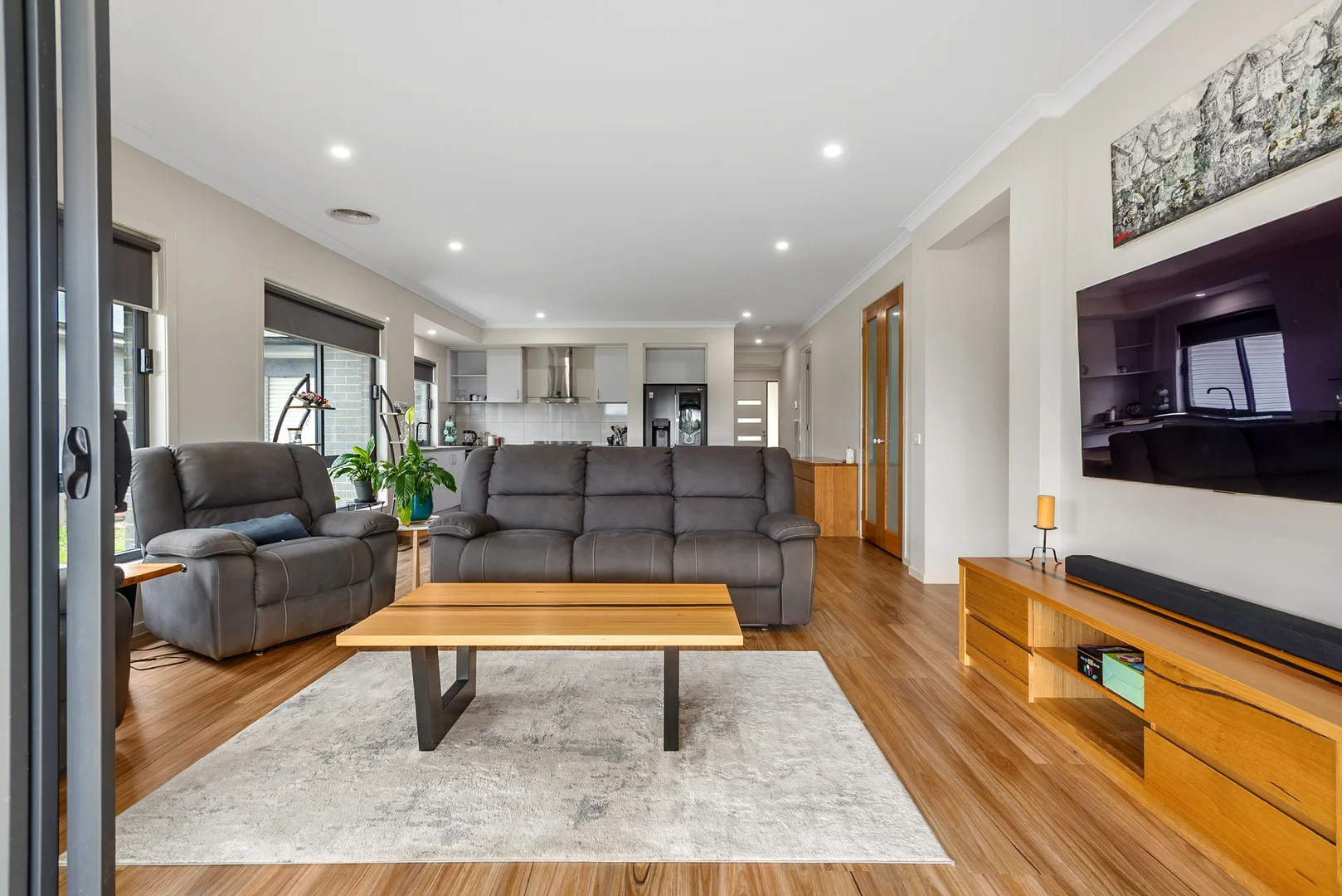 Additional image 4 of 22 Collins Parade, Kyneton VIC 3444