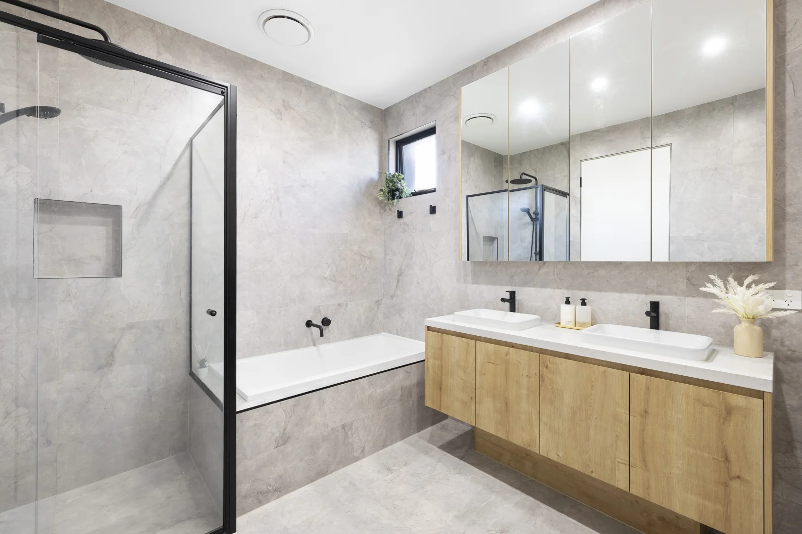 Additional image 14 of 1/452 Station Street, Bonbeach VIC 3196