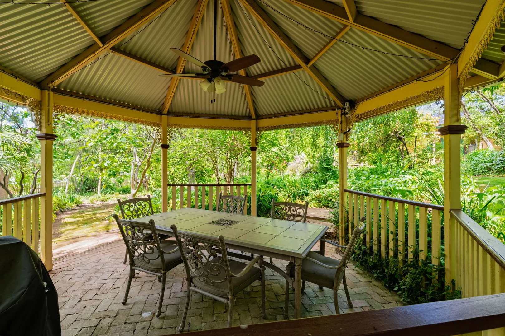 Additional image 37 of 30 Coronation Avenue, Bright VIC 3741