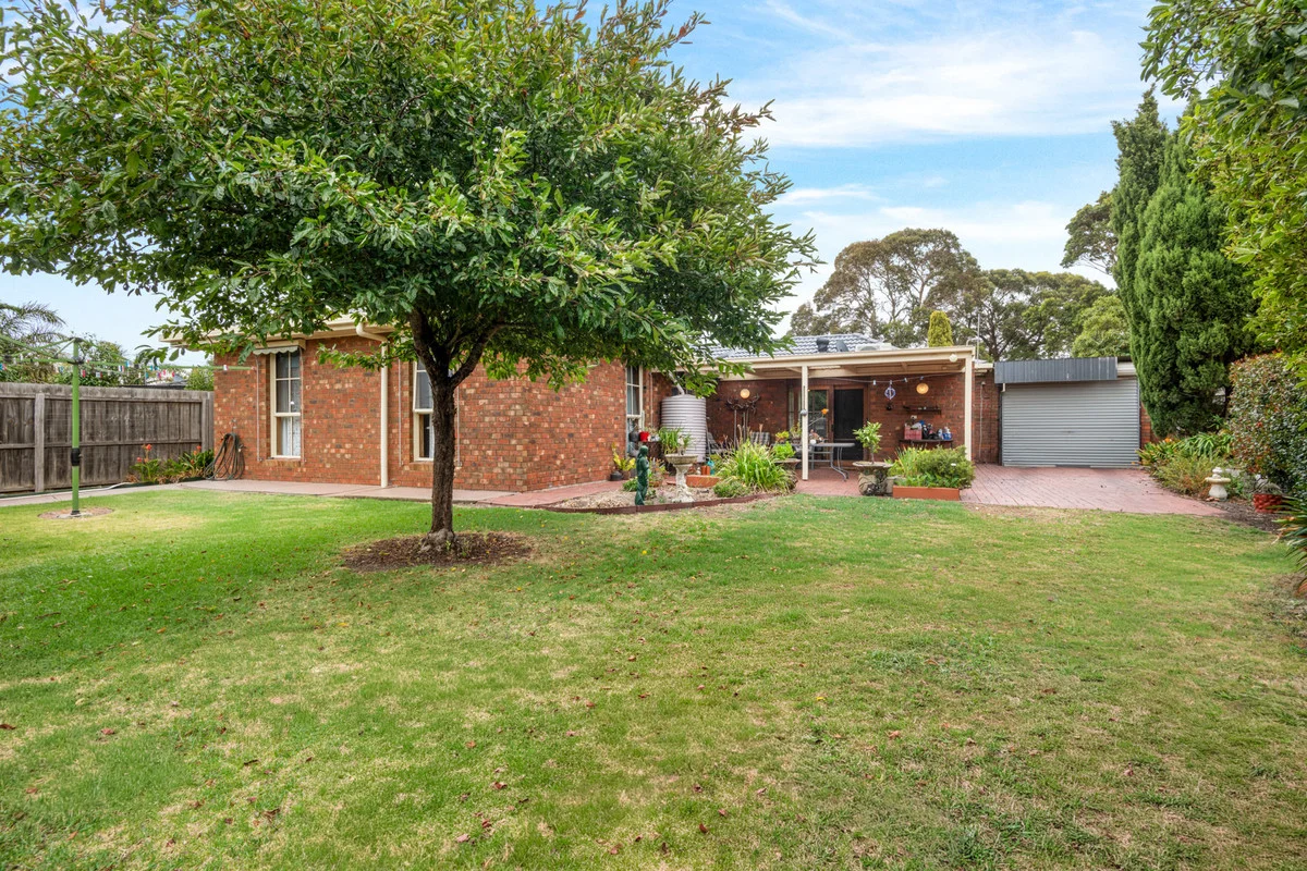 Additional image 2 of 18 Strathire Gardens, Hamlyn Heights VIC 3215