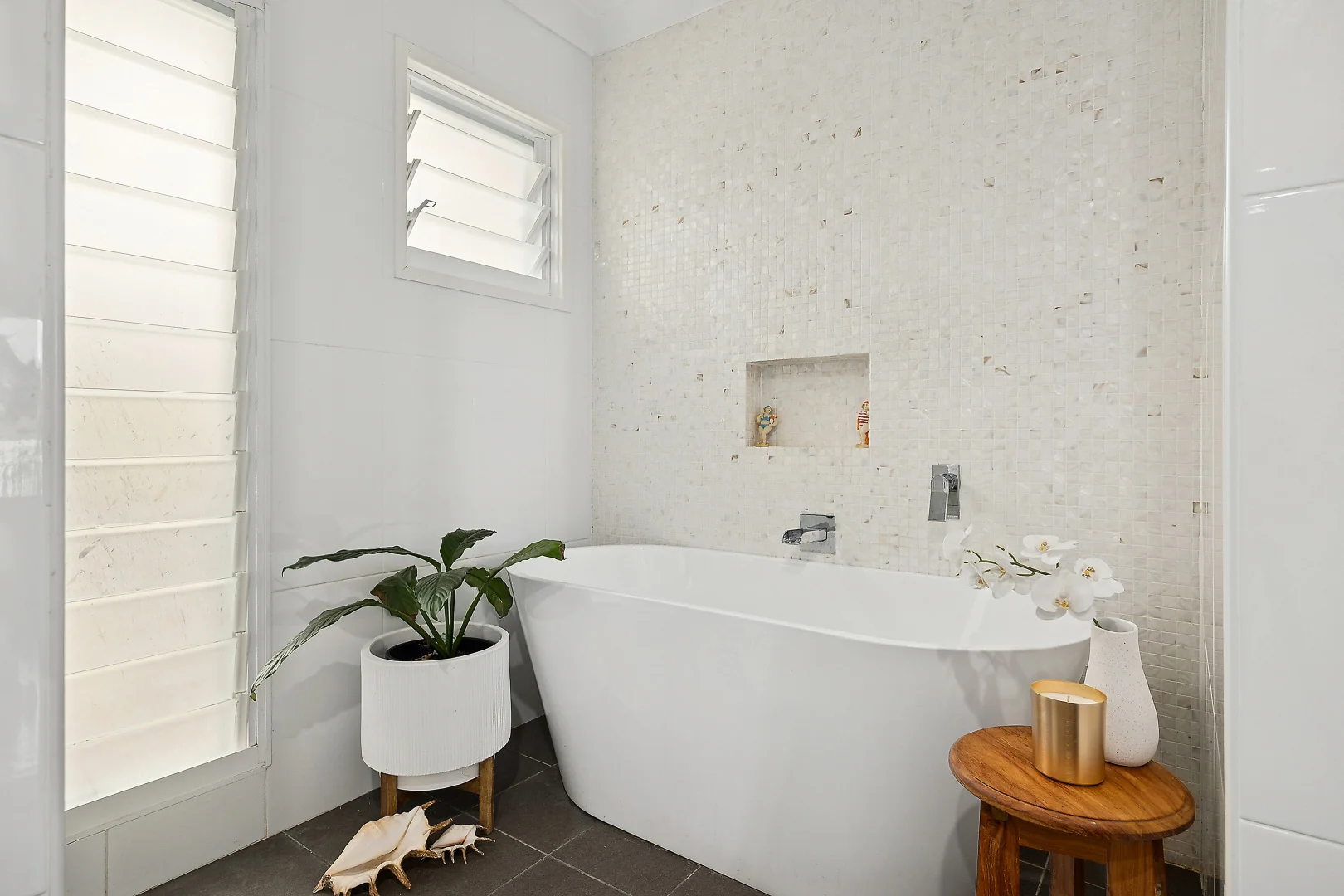 Additional image 8 of 44 Seaview Street, Mollymook NSW 2539