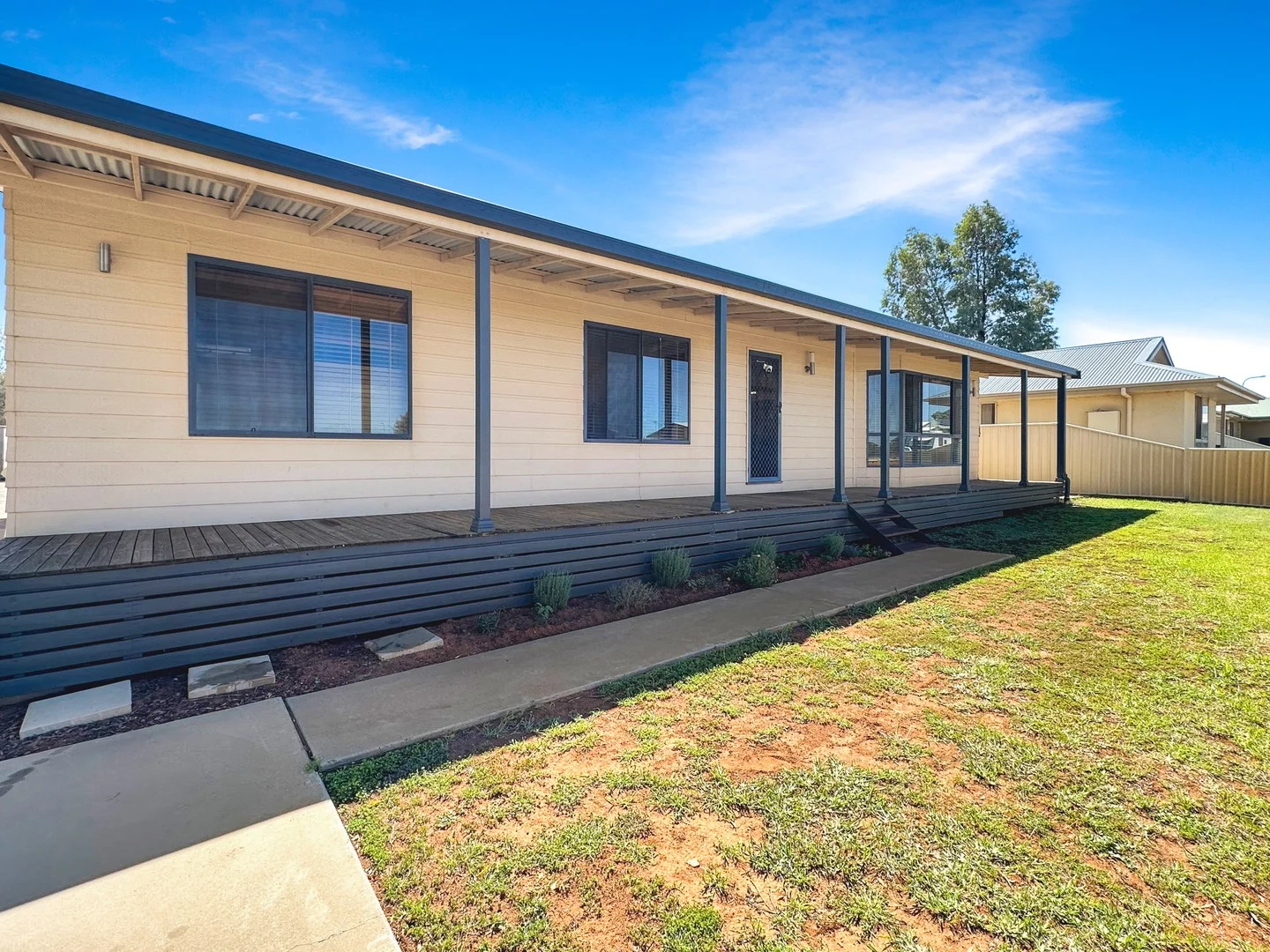 37 Duffy Drive, Cobar NSW 2835