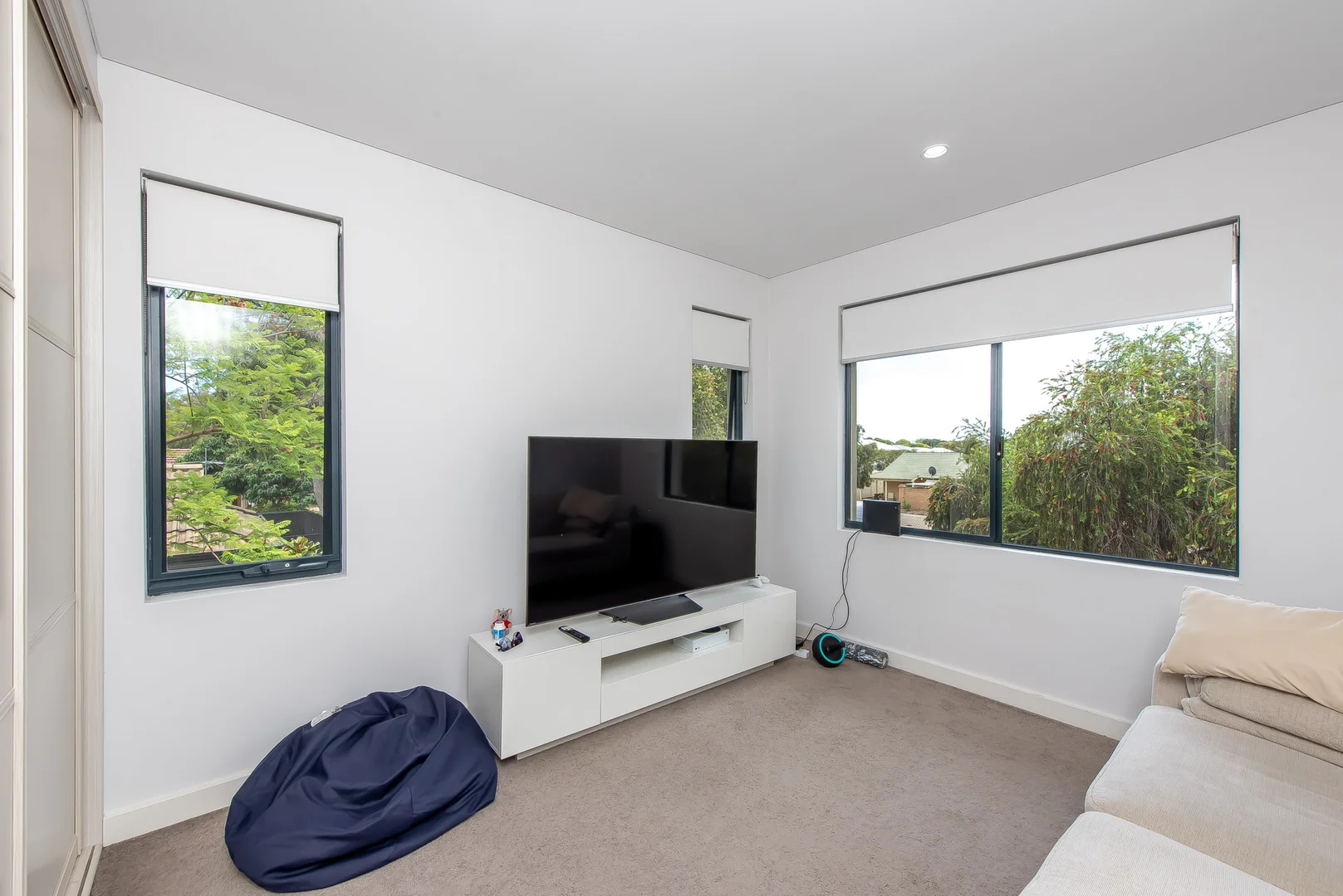 Additional image 8 of 4/92 Surrey Road, Rivervale WA 6103