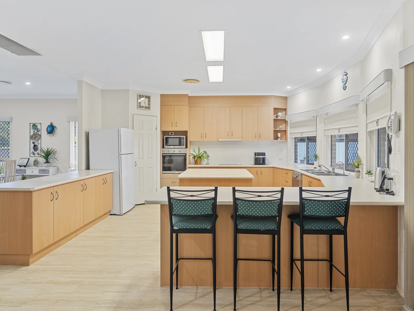 Additional image 5 of 155 Mooroondu Road, Thorneside QLD 4158