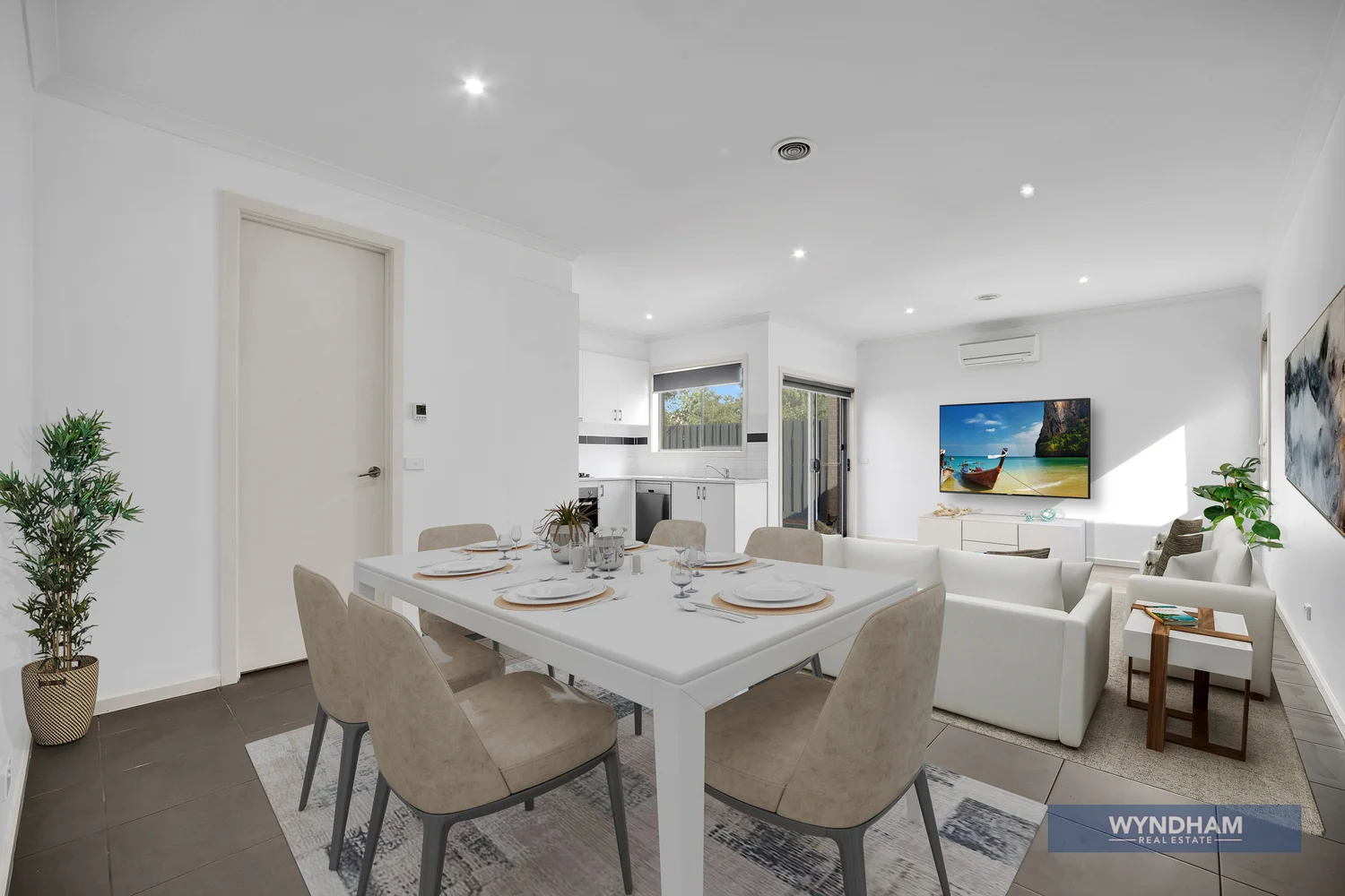 1/235 Princes Highway, Werribee VIC 3030