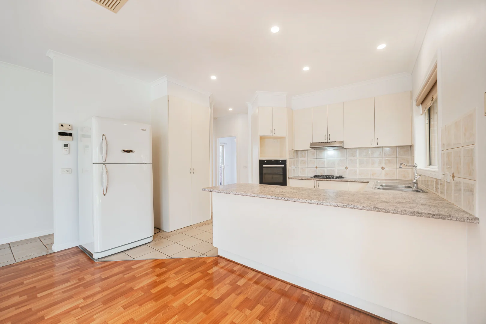 Additional image 7 of 4 Glama Court, Roxburgh Park VIC 3064