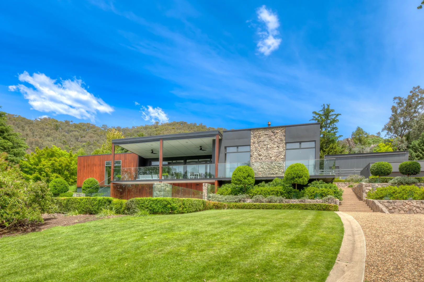 Additional image 2 of 9 Fearns Lane, Myrtleford VIC 3737