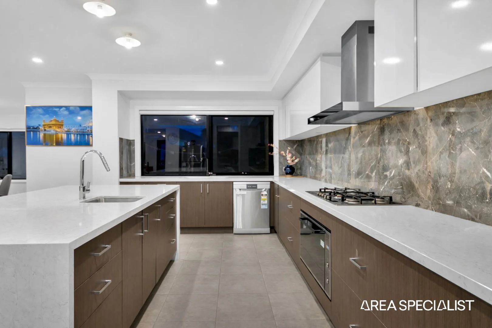 Additional image 5 of 50 Waterside Drive, Pakenham VIC 3810