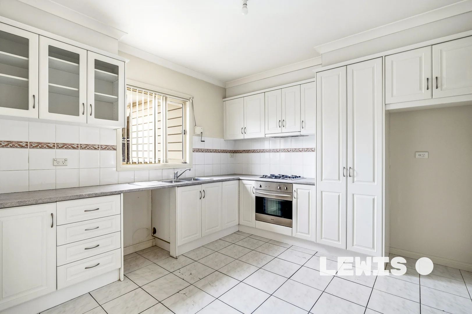 Additional image 2 of 1/32 Euroa Avenue, Sunshine North VIC 3020