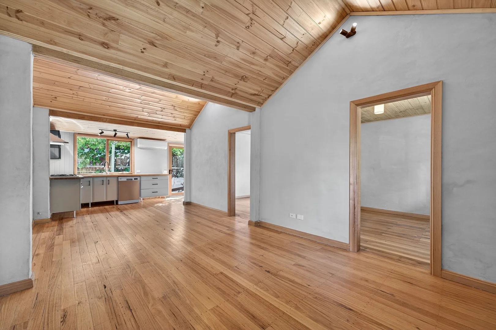 Additional image 10 of 18 Murdock Street, California Gully VIC 3556
