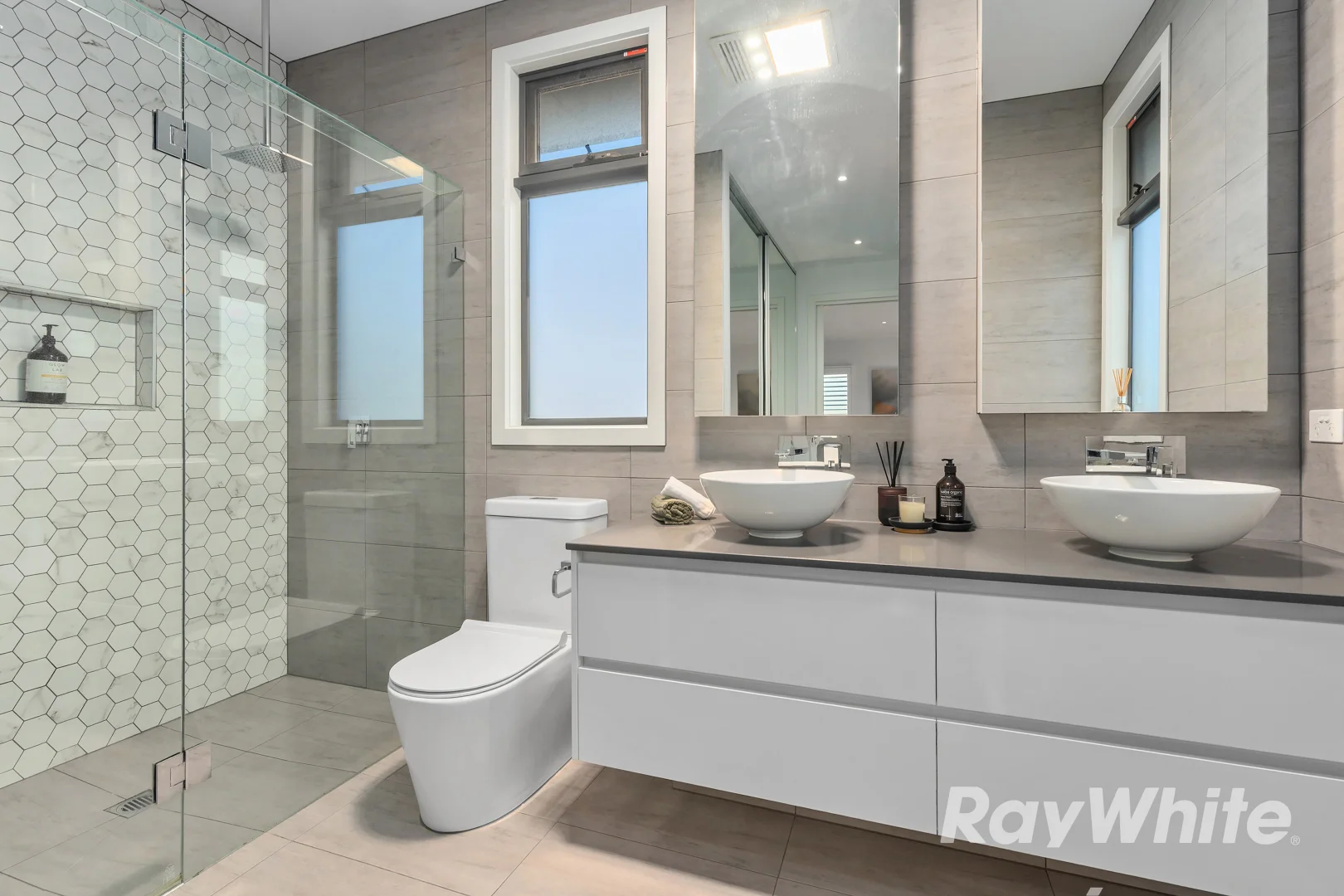 Additional image 8 of 71A Stockdale Avenue, Bentleigh East VIC 3165