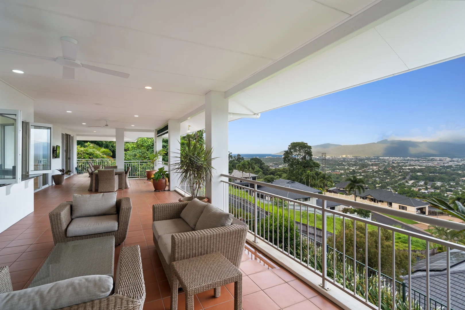 Additional image 2 of 14 Coreega Close, Mooroobool QLD 4870