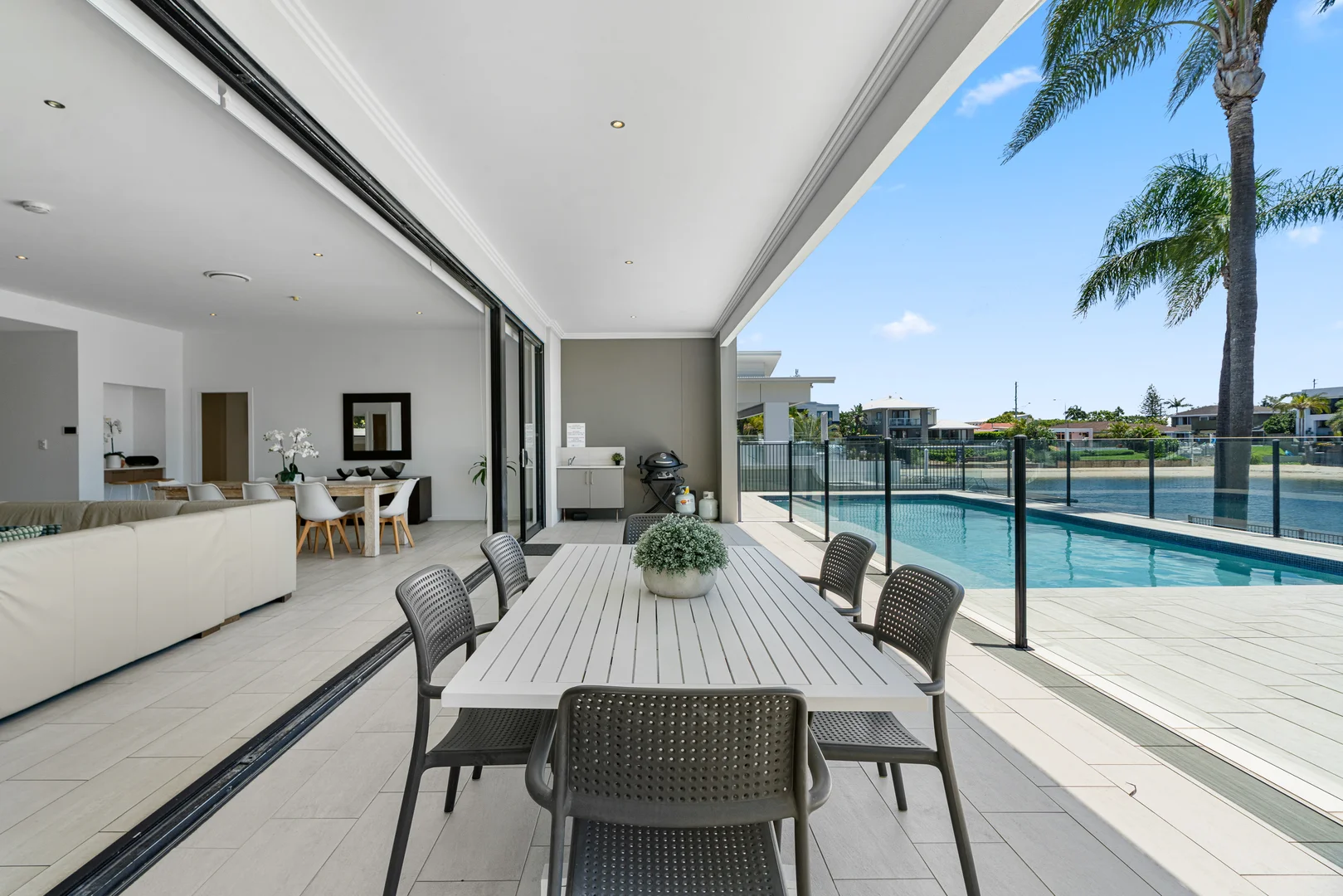 Additional image 11 of 91 T E Peters Drive, Broadbeach Waters QLD 4218
