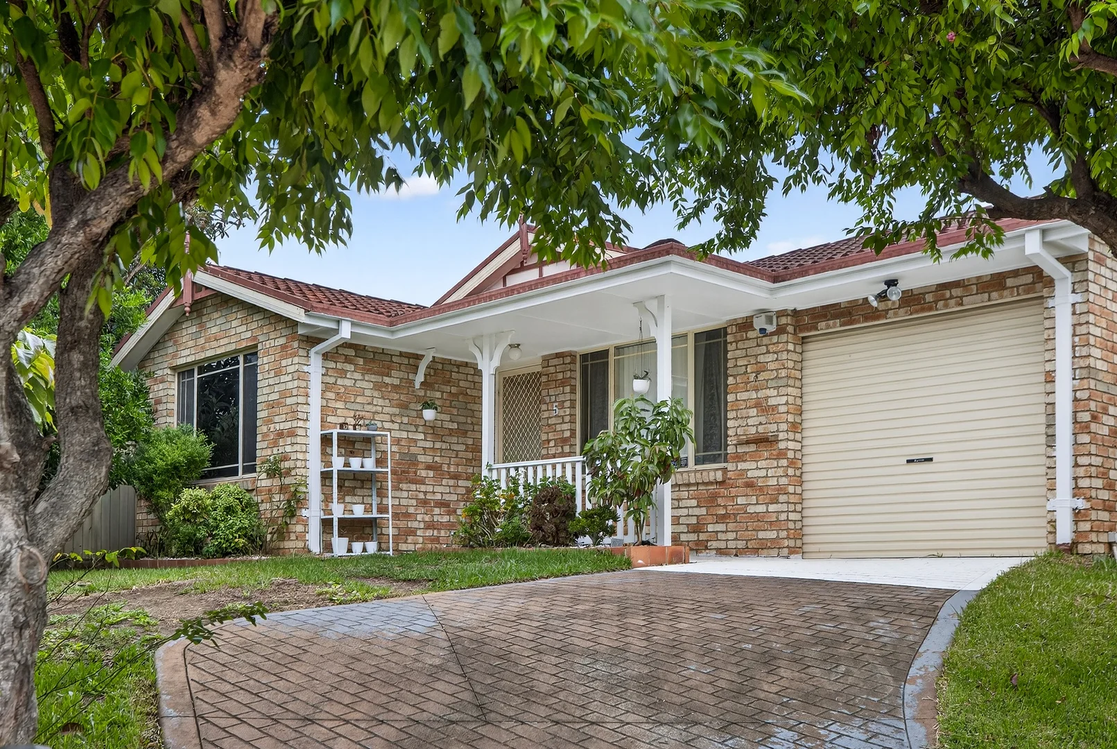 Additional image 2 of 5 Jillian Place, Macquarie Fields NSW 2564