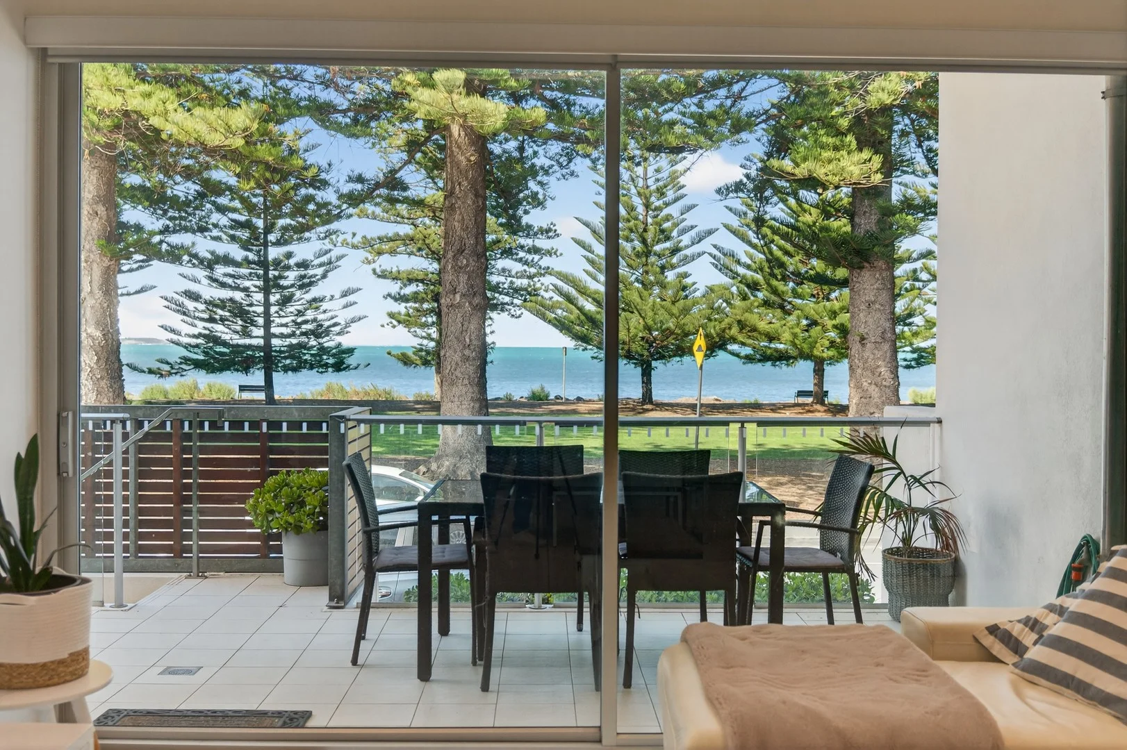 10/2-5 Flinders Parade, Victor Harbor SA 5211