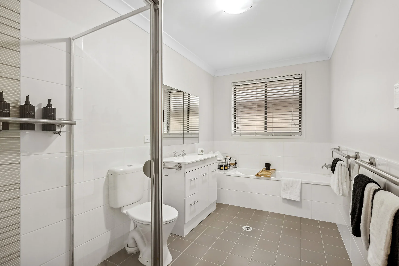 Additional image 7 of 6 Cams Boulevard, Summerland Point NSW 2259