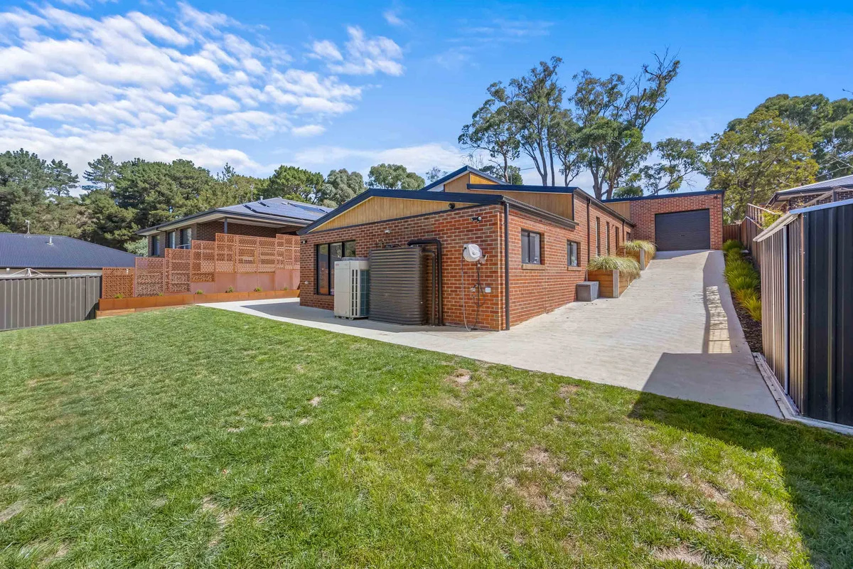 Additional image 32 of 33 Hermitage Avenue, Mount Clear VIC 3350