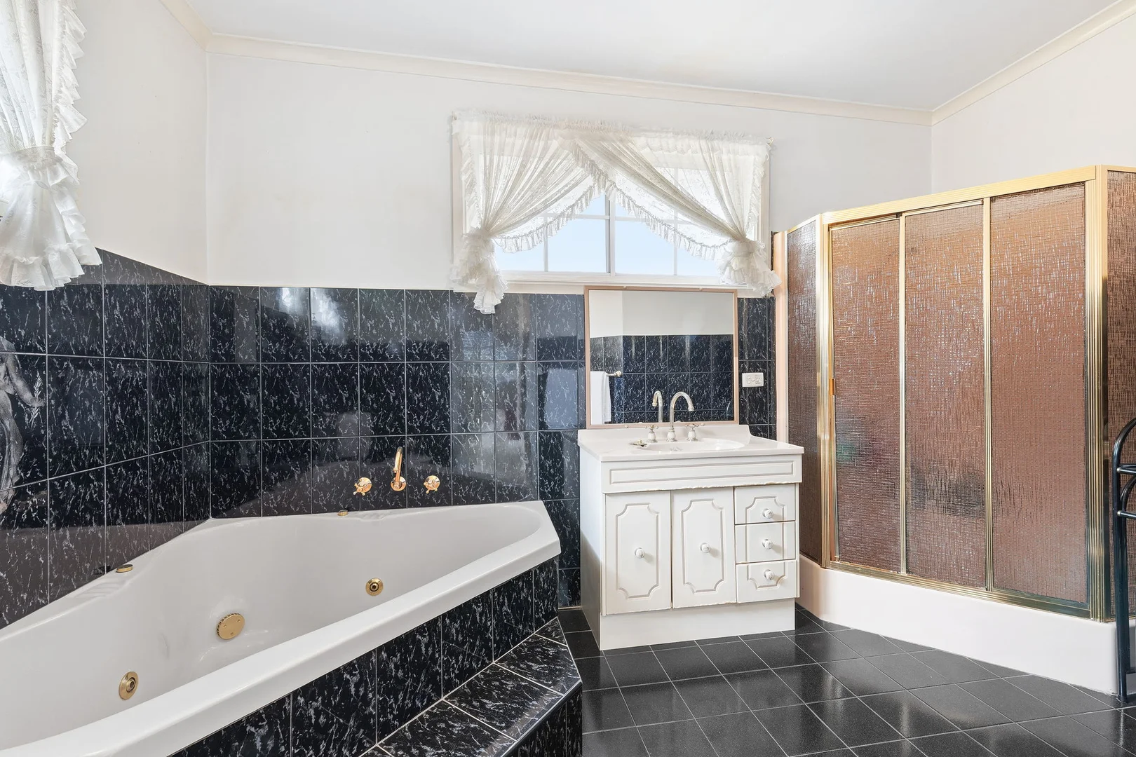 Additional image 14 of 6 Naughtin Court, Watsonia North VIC 3087