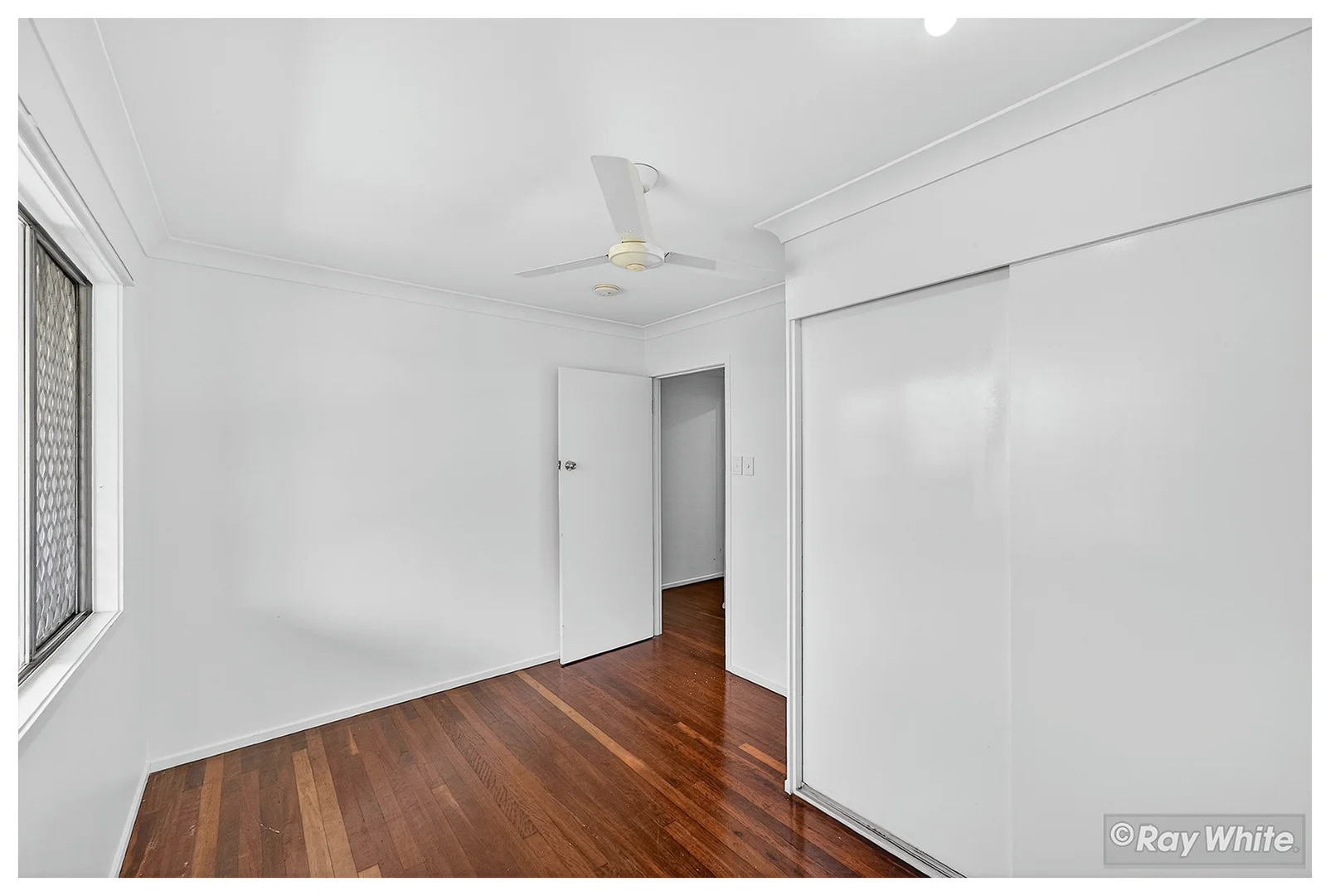 Additional image 12 of 267 Elphinstone Street, Koongal QLD 4701