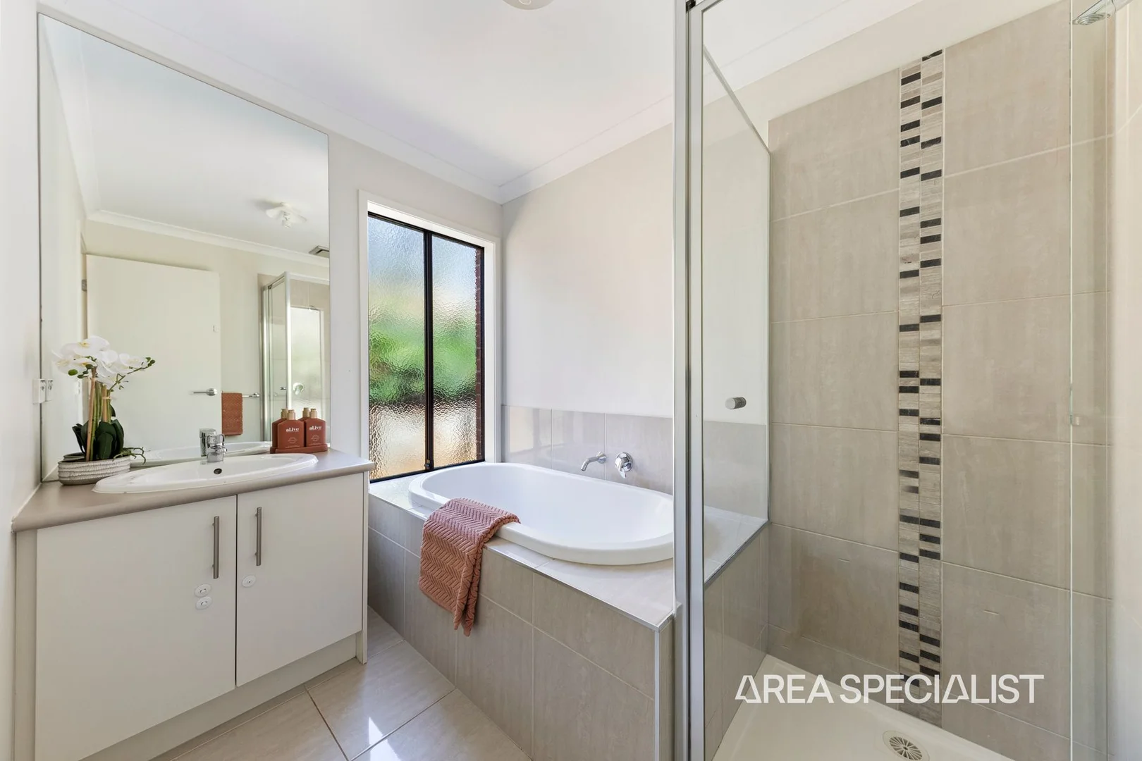 Additional image 20 of 9 Ruby Close, Warragul VIC 3820
