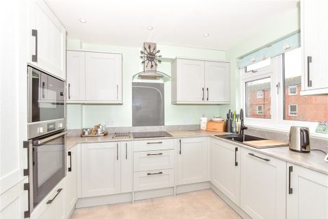 Chadderton Gardens, Portsmouth, Hampshire PO1