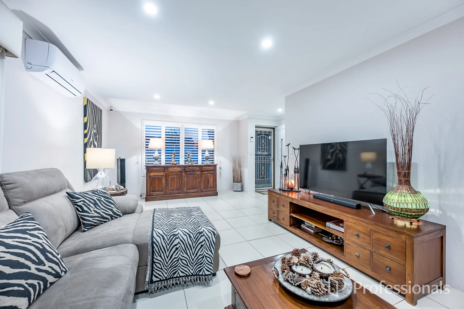 Additional image 2 of 17 Gidley Cove, Quinns Rocks WA 6030