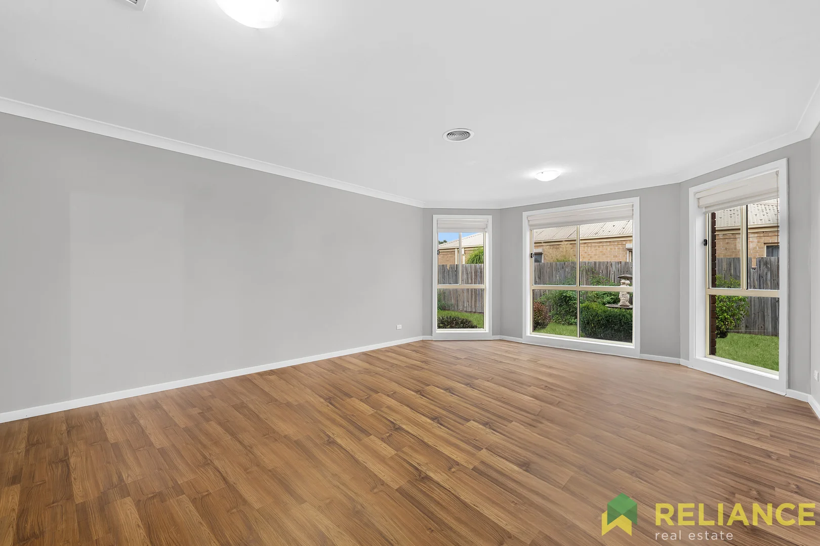 Additional image 9 of 17 Glenbrook Gardens, Brookfield VIC 3338