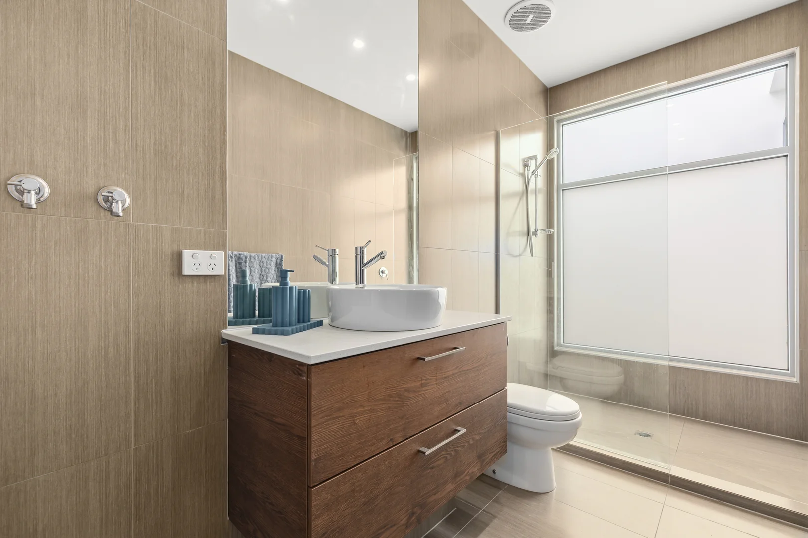 Additional image 8 of 204/6 Duke Street, Windsor VIC 3181