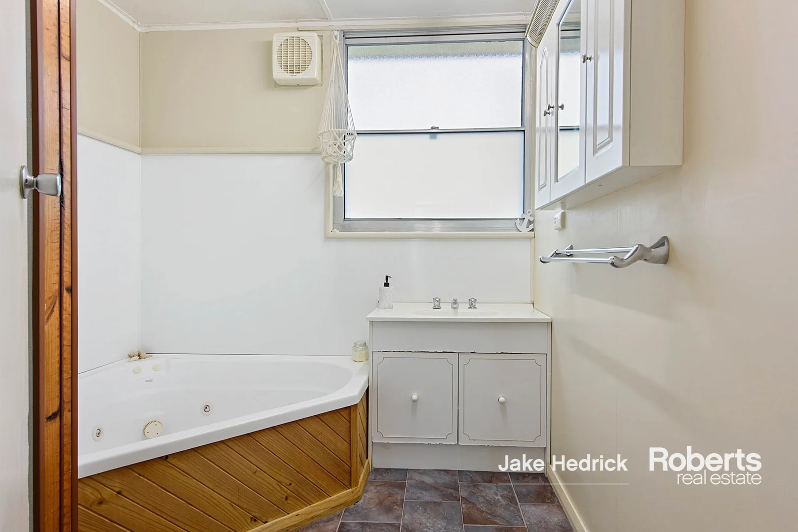 Additional image 7 of 64 Harvey Street, Strahan TAS 7468