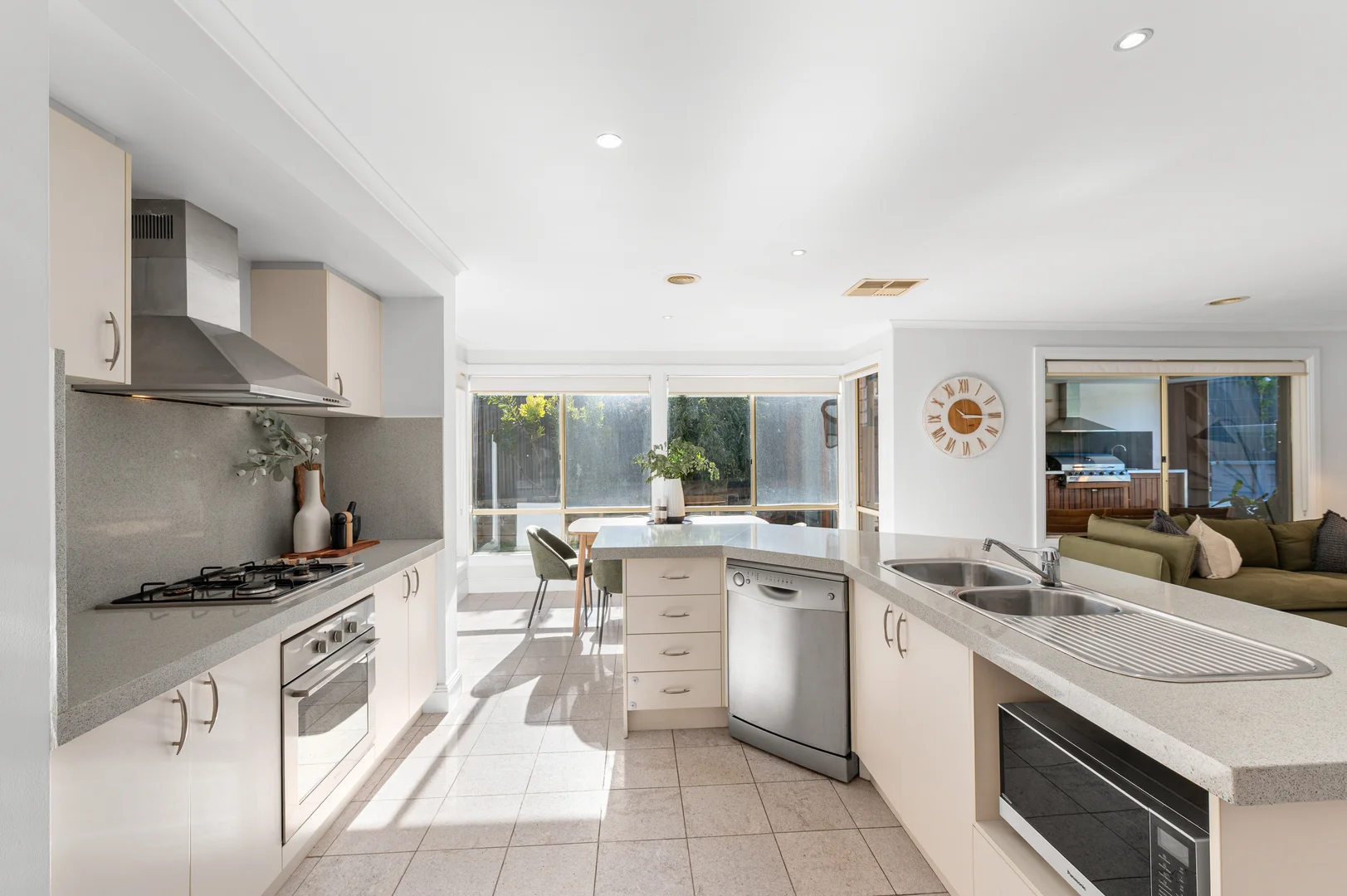 Additional image 3 of 13 Strathoon Crescent, South Morang VIC 3752