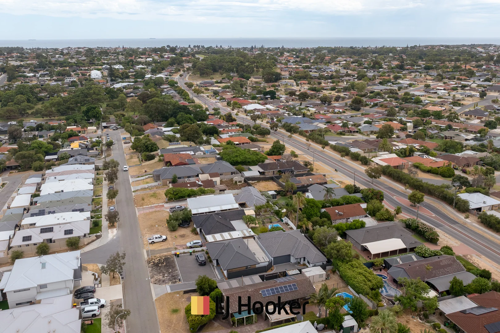 Additional image 57 of 41A Currajong Crescent, Craigie WA 6025