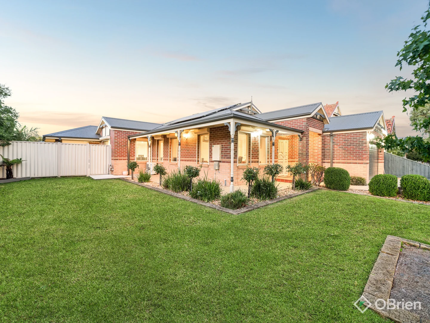 Additional image 4 of 192 Linsell Boulevard, Cranbourne East VIC 3977