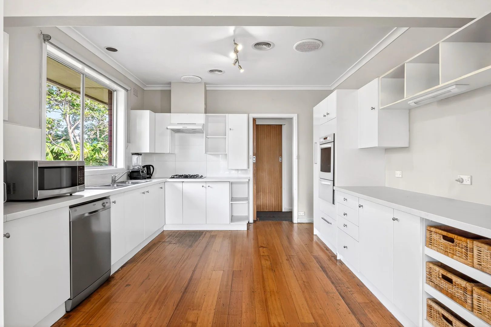 Additional image 2 of 77 North Valley Road, Highton VIC 3216