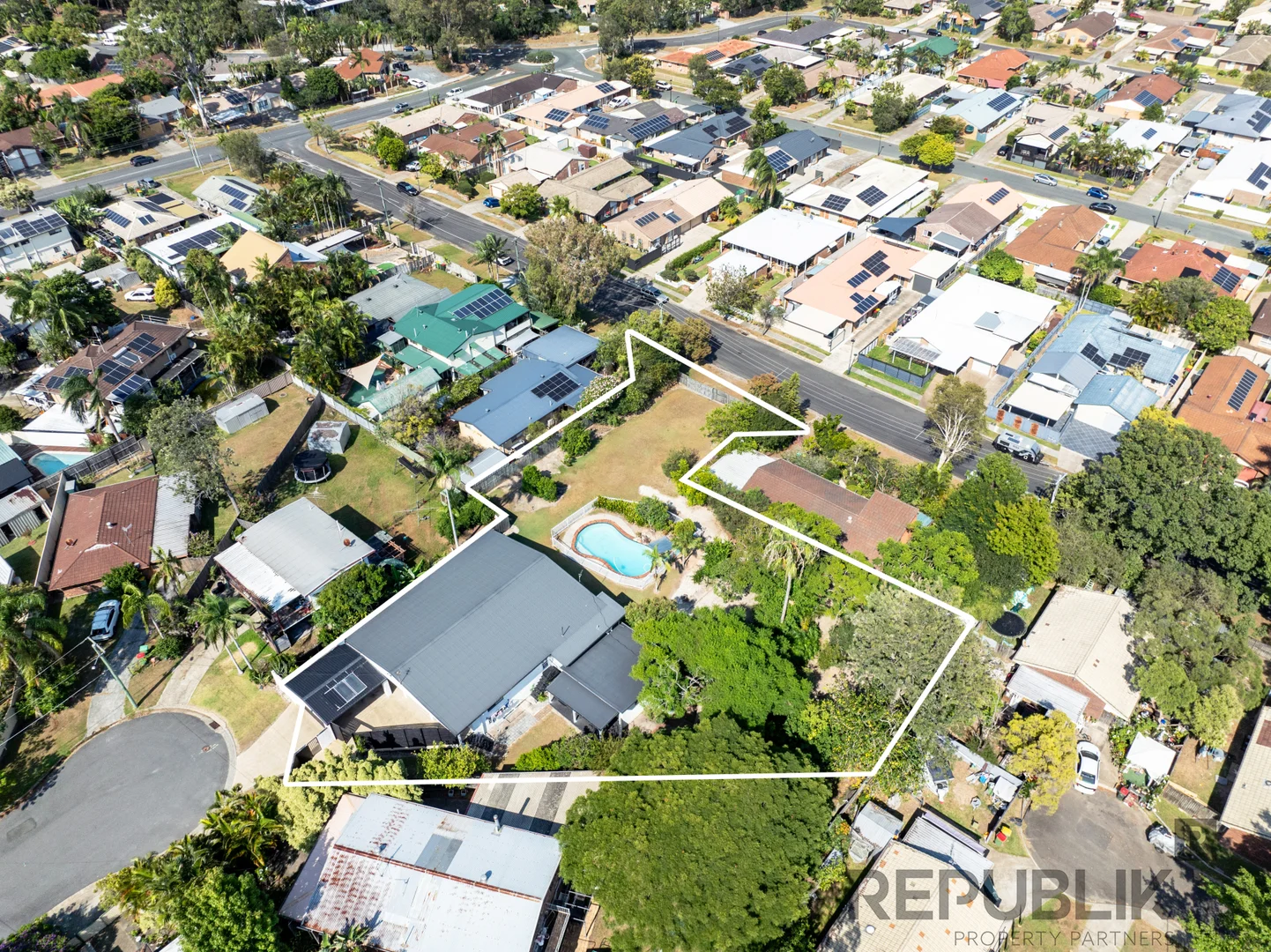 Additional image 8 of 15 Koonwarra Street, Labrador QLD 4215