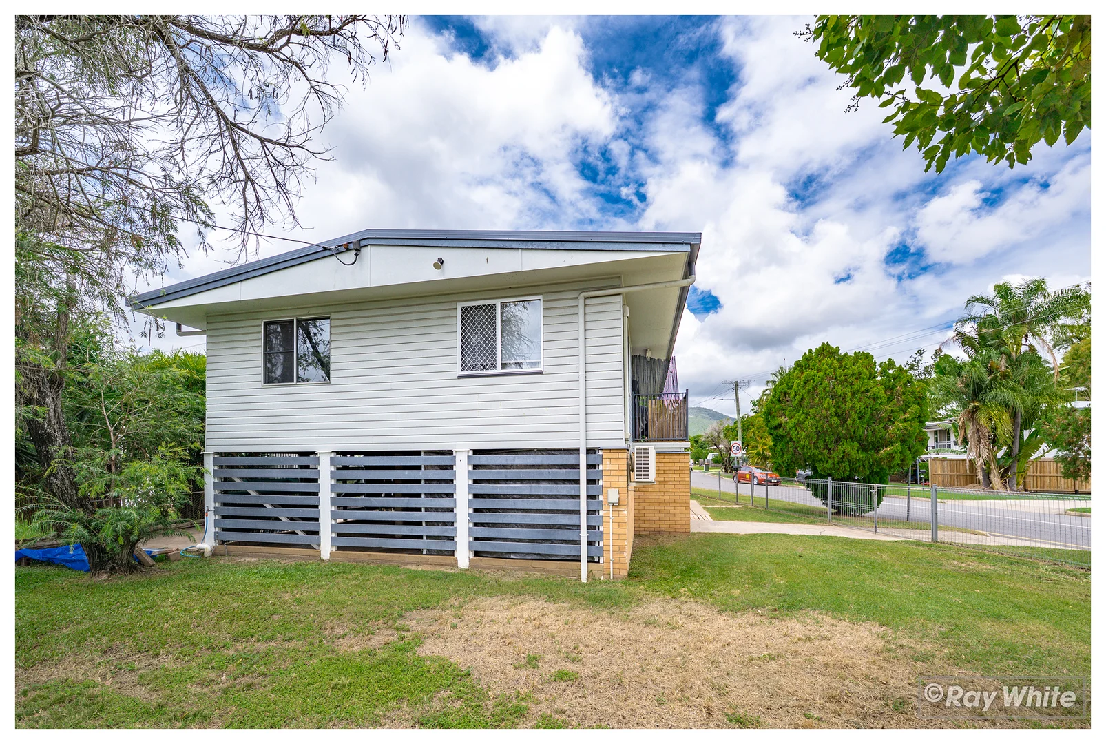 Additional image 27 of 267 Elphinstone Street, Koongal QLD 4701