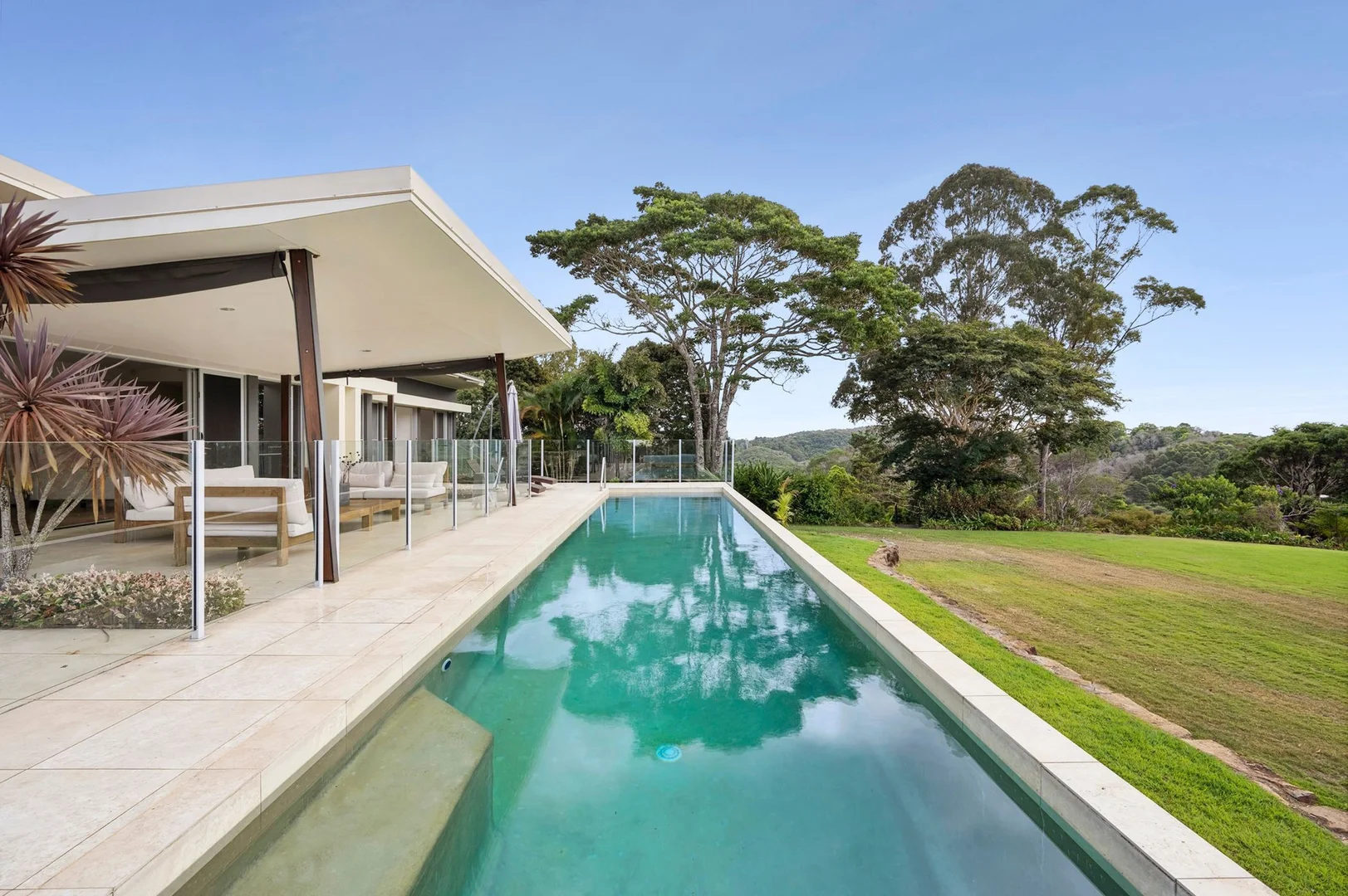 118 Blanckensee Rd, Black Mountain QLD 4563